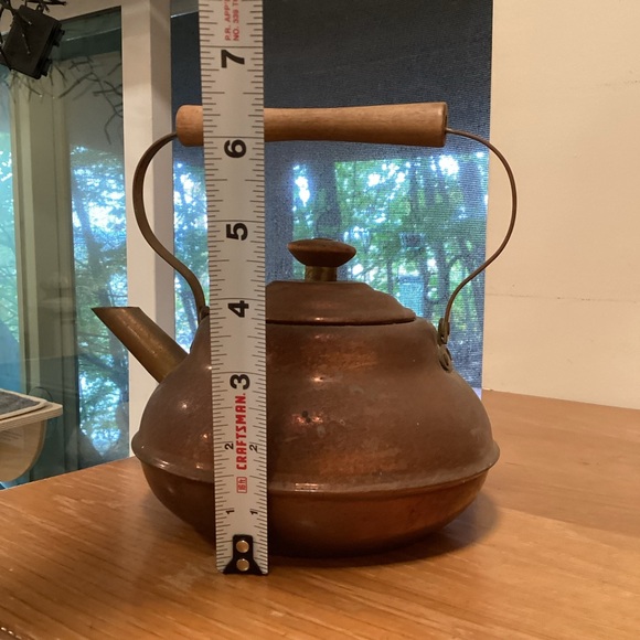 Vintage Copper Tea Kettle with Wooden Handle 50 or 60s left original patina on - Picture 2 of 10